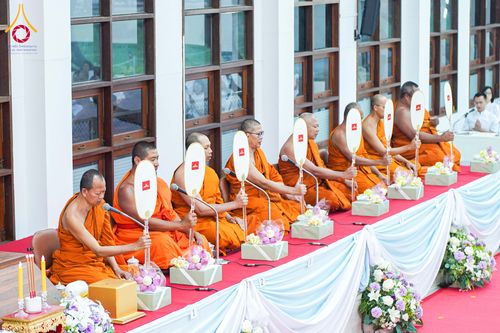 ภาพ No.316145:วันศุกร์ที่ 27 มีนาคม พ.ศ. 2569 พิธีบำเพ็ญกุศล คุณพ่อณรงค์ จินตมากุล  สิริอายุ 99 ปี 11 เดือน โยมบิดา พระครูปลัดรัตนวีรวัฒน์ (รังสฤษดิ์ อิทฺธิจินตโก) ที่ปรึกษาเจ้าคณะจังหวัดปทุมธานี เจ้าอาวาสวัดพระธรรมกาย  ณ ห้องปลูกศรัทธา 2 วัดพระธรรมกาย ปทุมธานี