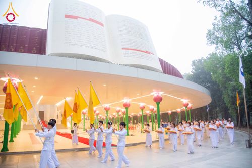 ภาพ No.298075:วันเสาร์ที่ 17 มกราคม พ.ศ. 2569 พิธีบรรพชาอุปสมบท โครงการอุปสมบทหมู่ บูชาธรรมครบ 117 ปี คุณยายอาจารย์มหารัตนอุบาสิกาจันทร์ ขนนกยูง  ณ อุโบสถพระไตรปิฎก วัดพระธรรมกาย