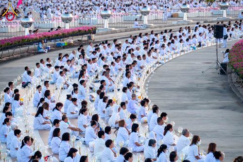 ภาพ No.312077:วันอังคารที่ 3 มีนาคม พ.ศ.2569 พิธีเวียนประทักษิณและจุดมาฆประทีป ณ ลานธรรมพระมหาธรรมกายเจดีย์ วัดพระธรรมกาย