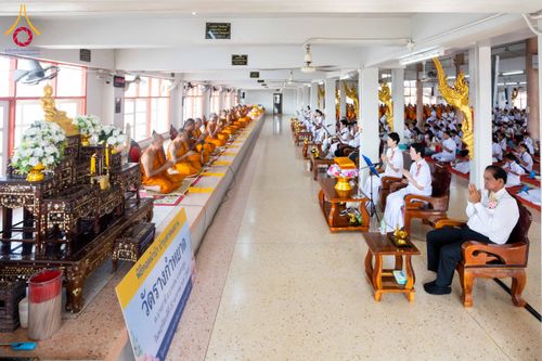 ภาพ No.300381:วันที่ 22 มกราคม พ.ศ. 2569 พิธีทอดผ้าป่าทำนุบำรุงศาสนสถาน ณ วัดรางกำหยาด ต.บางภาษี อ.บางเลน จ.นครปฐม ในโครงการธรรมยาตรา กตัญญูบูชา มหาปูชนียาจารย์ พระมงคลเทพมุนี(สด จนฺทสโร) พระผู้ปราบมาร อนุสรณ์สถาน 7 แห่ง ปีที่ 14