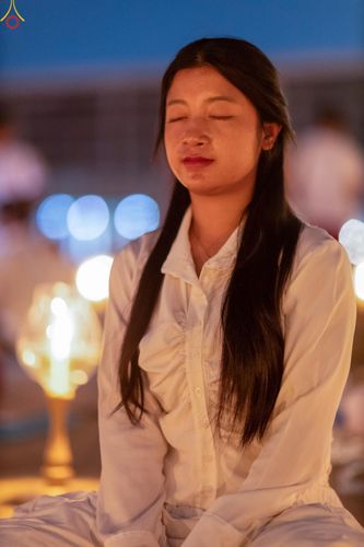 ภาพ No.308081:วันที่ 31 มกราคม พ.ศ. 2569 พิธีจุดประทีปธรรมถวายเป็นพุทธบูชา  และบูชาธรรมมหาปูชนียาจารย์ (ภาพชุดที่ 3) ณ วัดพระธรรมกาย ปทุมธานี ในโครงการธรรมยาตรา กตัญญูบูชา มหาปูชนียาจารย์ พระมงคลเทพมุนี(สด จนฺทสโร) พระผู้ปราบมาร อนุสรณ์สถาน 7 แห่ง ปีที่ 14