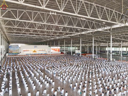 ภาพ No.66476:พิธีถวายอุปกรณ์เครื่องกันหนาว แด่คณะพระภิกษุ สามเณร วัดพระธรรมกาย วันเสาร์ที่ 10 ธันวาคม พ.ศ. 2565 ณ สภาธรรมกายสากล วัดพระธรรมกาย จ.ปทุมธานี