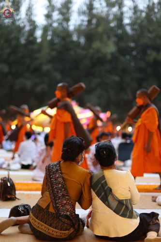 ภาพ No.68941:พิธีต้อนรับพระธรรมยาตรา ในโครงการธรรมยาตรากตัญญูบูชา มหาปูชนียาจารย์ พระมงคลเทพมุนี(สด จนฺทสโร) พระผู้ปราบมาร อนุสรณ์สถาน 7 แห่ง ปีที่ 11 วันที่ 3 มกราคม พ.ศ. 2566 ณ อนุสรณ์สถานมหาวิหารพระมงคลเทพมุนี จ.สุพรรณบุรี