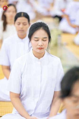 ภาพ No.318358:วันอาทิตย์ต้นเดือนที่ 5 เมษายน พ.ศ.2569 พิธีบูชาข้าวพระ ณ สภาธรรมกายสากล วัดพระธรรมกาย