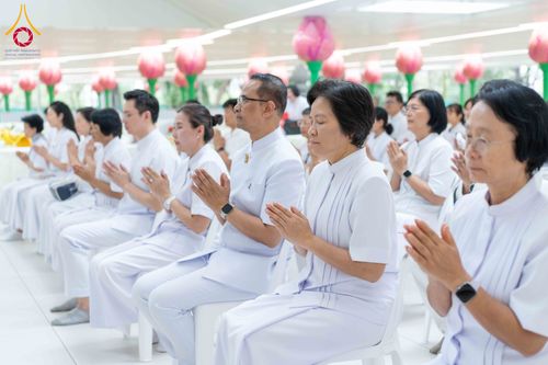 ภาพ No.309023:วันอาทิตย์ที่ 8 กุมภาพันธ์ พ.ศ. 2569  พิธีต้อนรับพระบัญชาสมเด็จพระสังฆราช แต่งตั้ง  “พระครูปลัดรัตนวีรวัฒน์” (รังสฤษดิ์ อิทฺธิจินฺตโก) เจ้าอาวาสวัดพระธรรมกาย ให้ดำรงตำแหน่ง “ที่ปรึกษาเจ้าคณะจังหวัดปทุมธานี”