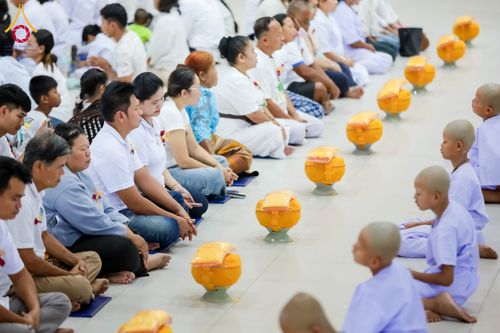 ภาพ No.317476:วันอาทิตย์ ที่ 29 มีนาคม พ.ศ.2569  พิธีปลงผม , พิธีขอขมามอบบาตรและผ้าไตร , พิธีบรรพชา ณ ศูนย์ปฏิบัติธรรมสมุทรปราการ จำนวน 42 รูป