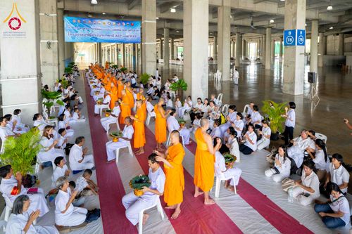 ภาพ No.339799:วันที่ 19 กรกฎาคม พ.ศ.2569 พิธีตัดปอยผม โครงการบวชพระนานาชาติ AEC และ WAB รุ่นที่ 10 THE AEC & INTERNATIONAL ORDINATION PROGRAM ณ มหารัตนวิหารคด 30 วัดพระธรรมกาย ปทุมธานี