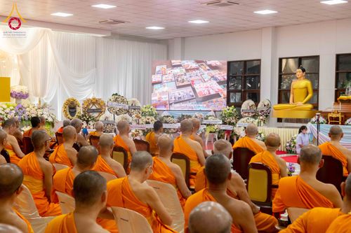ภาพ No.316147:วันศุกร์ที่ 27 มีนาคม พ.ศ. 2569 พิธีบำเพ็ญกุศล คุณพ่อณรงค์ จินตมากุล  สิริอายุ 99 ปี 11 เดือน โยมบิดา พระครูปลัดรัตนวีรวัฒน์ (รังสฤษดิ์ อิทฺธิจินตโก) ที่ปรึกษาเจ้าคณะจังหวัดปทุมธานี เจ้าอาวาสวัดพระธรรมกาย  ณ ห้องปลูกศรัทธา 2 วัดพระธรรมกาย ปทุมธานี