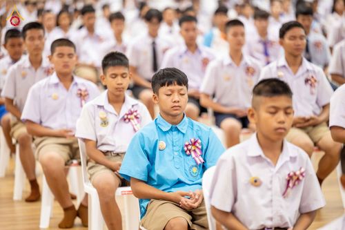 ภาพ No.348546:วันที่ 12 กันยายน พ.ศ. 2569 การอบรมเชิงปฏิบัติการจัดกิจกรรมทอดกฐินสัมฤทธิ์ พิธีมอบผ้าไตรประธานกฐินเด็กดี V-Star ประจำปีพุทธศักราช 2569 ณ สภาธรรมกายสากล วัดพระธรรมกาย