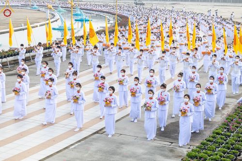 ภาพ No.64486:พิธีบรรพชาสามเณรธรรมทายาท โครงการอุปสมบทบูชาธรรมมหาปูชนียาจารย์ วันเสาร์ที่ 26 พฤศจิกายน พ.ศ. 2565 ณ วัดพระธรรมกาย จ.ปทุมธานี