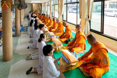 ภาพ No.300775:วันที่ 22 มกราคม พ.ศ. 2569 พิธีทอดผ้าป่าทำนุบำรุงศาสนสถาน ณ วัดบางช้างใต้ อ.สามพราน จ.นครปฐม ในโครงการธรรมยาตรา กตัญญูบูชา มหาปูชนียาจารย์ พระมงคลเทพมุนี(สด จนฺทสโร) พระผู้ปราบมาร อนุสรณ์สถาน 7 แห่ง ปีที่ 14