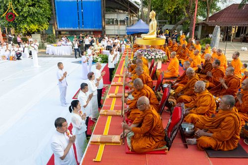 ภาพ No.313866:วันอาทิตย์ที่ 14 มีนาคม พ.ศ. 2569 ทำบุญเมืองหาดใหญ่ตักบาตรพระ 1,109 รูป เติมบุญใหญ่ หลังวิกฤตมหาอุทกภัย ณ ซุ้มประตูไชน่าทาวน์ ถนนศุภสารรังสรรค์ อ.หาดใหญ่ จ.สงขลา