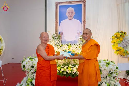 ภาพ No.314875:วันอาทิตย์ที่ 22 มีนาคม พ.ศ. 2569 พิธีบำเพ็ญกุศล คุณพ่อณรงค์ จินตมากุล  สิริอายุ 99 ปี 11 เดือน โยมบิดา พระครูปลัดรัตนวีรวัฒน์ (รังสฤษดิ์ อิทฺธิจินตโก) ที่ปรึกษาเจ้าคณะจังหวัดปทุมธานี เจ้าอาวาสวัดพระธรรมกาย  ณ ห้องปลูกศรัทธา 2 วัดพระธรรมกาย ปทุมธานี