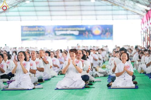 ภาพ No.91613:พิธีทอดผ้าป่า สร้างลานเอนกประสงค์พญานาค 4 ตระกูล จุดประทีปโคมลาน ถวายเป็นพุทธบูชา  สร้างความสว่างไสวให้กับแผ่นดินด้วยแสงธรรม วันอาทิตย์ที่ 29 ตุลาคม พ.ศ. 2566 ณ พุทธอุทยานนานาชาติ จังหวัดหนองคาย