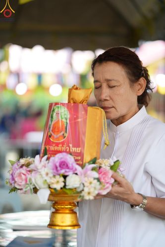 ภาพ No.163234:โครงการกฐินสามัคคีทั่วไทย 30,000 วัด บูชาธรรม 80 ปี หลวงพ่อธัมมชโย โดย คณะศิษยานุศิษย์วัดพระธรรมกาย ณ วัดประดิษฐ์ธรรม จ.สระบุรี วันที่ 19 ตุลาคม พ.ศ. 2567