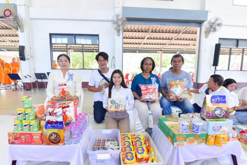 ภาพ No.217516:วันอาทิตย์ที่ 13 เมษายน พ.ศ. 2568 พิธีตักบาตรฉลองสามเณรใหม่ ศูนย์ปฏิบัติธรรมเขาคิชฌกูฏ โครงการบรรพชาสามเณรภาคฤดูร้อน