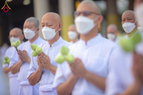 ภาพ No.63098:โครงการอุปสมบทหมู่ บูชาธรรมหลวงพ่อธัมมชโย พ.ศ.2567 ณ ลานธรรม พระมหาธรรมกายเจดีย์ วัดพระธรรมกาย วันที่ 13 เมษายน พ.ศ.2567