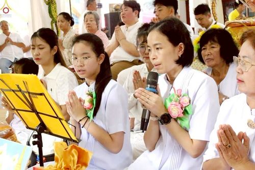 ภาพ No.255580:วันที่ 13 ตุลาคม พ.ศ. 2568 พิธีทอดกฐินสามัคคีทั่วไทย 30,000 วัด โดยคณะศิษยานุศิษย์ บูชาธรรม 81 ปี หลวงพ่อธัมมชโย ณ วัดลุมพินีวนาราม อ.เชียงคาน จ.เลย