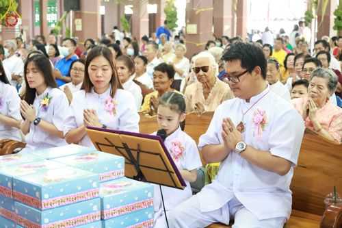 ภาพ No.173483:พิธีทอดกฐิน ณ วัดอัมพวัน อ.สองพี่น้อง จ.สุพรรณบุรี ในโครงการกฐินสามัคคีทั่วไทย 30,000 วัด บูชาธรรม 80 ปี หลวงพ่อธัมมชโย โดยคณะศิษยานุศิษย์วัดพระธรรมกาย วันที่ 26 ตุลาคม พ.ศ. 2567