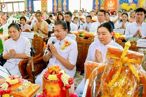 ภาพ No.254707:วันที่ 12 ตุลาคม พ.ศ. 2568 พิธีทอดกฐินสามัคคีทั่วไทย 30,000 วัด โดยคณะศิษยานุศิษย์ บูชาธรรม 81 ปี หลวงพ่อธัมมชโย ณ วัดครุนอก อ.พระประแดง จ.สมุทรปราการ