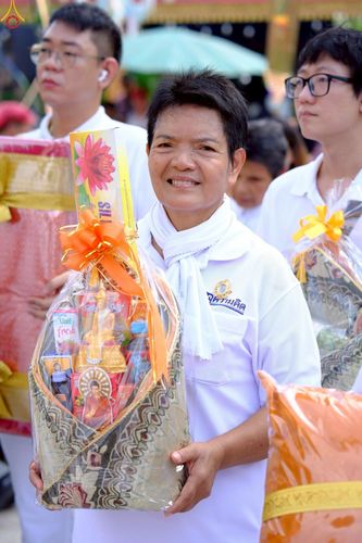 ภาพ No.257439:วันที่ 12 ตุลาคม พ.ศ. 2568 พิธีทอดกฐินสามัคคีทั่วไทย 30,000 วัด โดยคณะศิษยานุศิษย์ บูชาธรรม 81 ปี หลวงพ่อธัมมชโย ณ วัดช่องลม กรุงเทพมหานคร