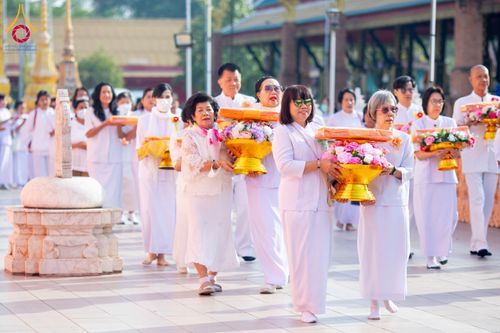 ภาพ No.204977:พิธีทอดผ้าป่าทำนุบำรุงศาสนสถาน ณ วัดบ่อทอง ตำบลคูขวาง อำเภอลาดหลุมแก้ว จังหวัดปทุมธานี ในโครงการธรรมยาตรา กตัญญูบูชา มหาปูชนียาจารย์ พระมงคลเทพมุนี(สด จนฺทสโร) พระผู้ปราบมาร อนุสรณ์สถาน 7 แห่ง ปีที่ 13 วันที่ 30 มกราคม พ.ศ. 2568 