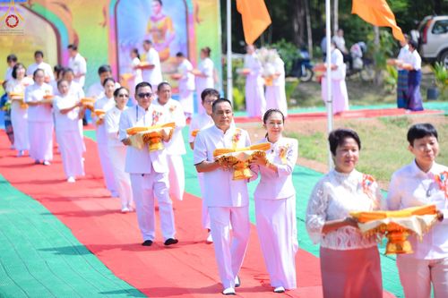 ภาพ No.94024:พิธีทอดกฐินสามัคคี เพื่อสร้างอาคารปฏิบัติธรรม พระมงคลเทพมุนี (สด จนฺทสโร) ณ ธุดงคสถานเขาย้อย ต.สระพัง อ. เขาย้อย จ.เพชรบุรี วันอาทิตย์ที่ 12 พฤศจิกายน พ.ศ. 2566