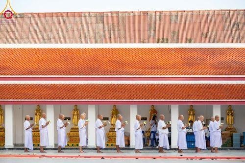 ภาพ No.101182:พิธีบรรพชาธรรมทายาท ในโครงการอุปสมบทบูชาธรรม มหาปูชนียาจารย์ พ.ศ. 2566 ณ วัดสองพี่น้อง สุพรรณบุรี วันที่ 5 ธันวาคม พ.ศ. 2566