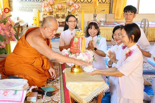 ภาพ No.178777:พิธีทอดกฐิน ณ วัดซอยสามัคคี (ธรรมสุขใจ) รังสิต จ.ปทุมธานี ในโครงการกฐินสามัคคีทั่วไทย 30,000 วัด บูชาธรรม 80 ปี หลวงพ่อธัมมชโย โดยคณะศิษยานุศิษย์วัดพระธรรมกาย วันที่ 3 พฤศจิกายน พ.ศ. 2567