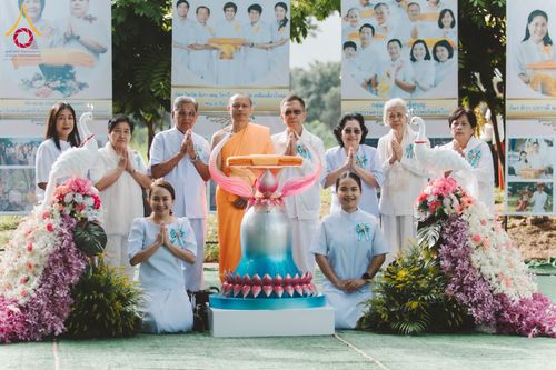 ภาพ No.174672:พิธีทอดกฐิน ศูนย์ปฏิบัติธรรมนานาชาติปาย อำเภอปาย จังหวัดแม่ฮ่องสอน พิธีวางดวงแก้ว โปรยรัตนชาติ สถาปนาอาคารปฏิบัติธรรม 80 ปี ครูบาไชยบูลย์ (หลวงพ่อธัมมชโย) วันที่ 27 ตุลาคม พ.ศ. 2567