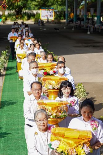 ภาพ No.93491:พิธีทอดกฐินสามัคคีทั่วไทย 5,000 วัด สร้างกุฏิที่พักสงฆ์ และอาคารปฎิบัติธรรม ณ วัดกลางธนรินทร์ ต.บ้านแป้ง อ.พรหมบุรี จ.สิงห์บุรี วันที่ 12 พฤศจิกายน พ.ศ. 2566