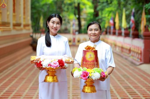 ภาพ No.254952:วันที่ 13 ตุลาคม พ.ศ. 2568 พิธีทอดกฐินสามัคคีทั่วไทย 30,000 วัด โดยคณะศิษยานุศิษย์ บูชาธรรม 81 ปี หลวงพ่อธัมมชโย ณ วัดบางน้ำผึ้งใน อ.พระประแดง จ.สมุทรปราการ