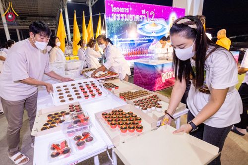 ภาพ No.121520:พิธีถวายภัตตาหารเป็นสังฆทาน แด่คณะพระธรรมยาตรา ปีที่ 12 วันที่ 31 มกราคม พ.ศ. 2567 ณ สภาธรรมกายสากล วัดพระธรรมกาย