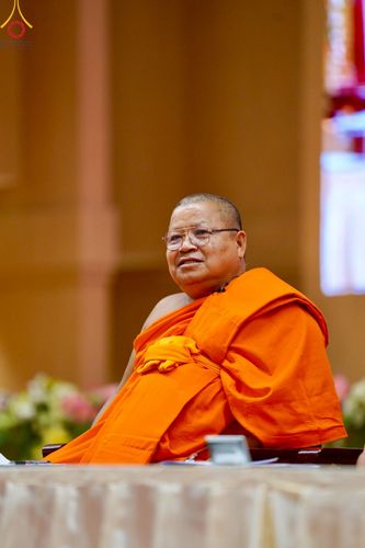 ภาพ No.219494:วันอังคารที่ 22 เมษายน พ.ศ. 2568 สัมมนาสงฆ์ เพื่อความมั่นคงและความเจริญรุ่งเรืองแห่งพระพุทธศาสนา  เนื่องในวันคุ้มครองโลก พิธีถวายมหาสังฆทานแด่คณะสงฆ์ 40,000 กว่าวัดทั่วประเทศ ณ วัดพระธรรมกาย จ.ปทุมธานี