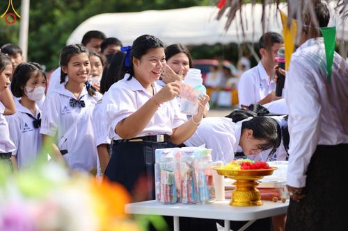 ภาพ No.94630:พิธีทอดกฐินสามัคคี สร้างกุฏิสงฆ์หลังแรก ณ ศูนย์ปฏิบัติธรรมและอบรมเยาวชนเมืองยะลา (ถนนเวฬุวัน ซอยเศรษฐี) วันที่ 15 พฤศจิกายน พ.ศ. 2566