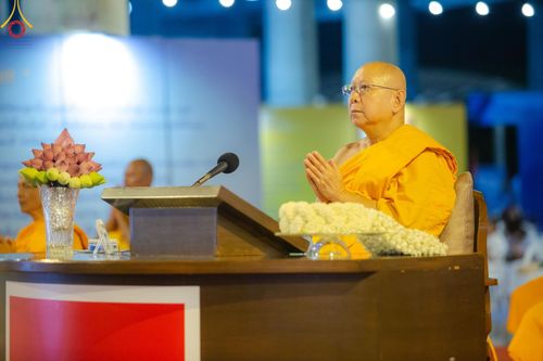 ภาพ No.137359:พิธีฉลองชัยสวดมนต์บทธรรมจักร 6,400,000,000 จบ ณ มหารัตนวิหารคด วัดพระธรรมกาย ในวันวิสาขบูชา พุธที่ 22 พฤษภาคม พ.ศ. 2567 ( วันพระขึ้น 15 ค่ำ เดือน 6 )