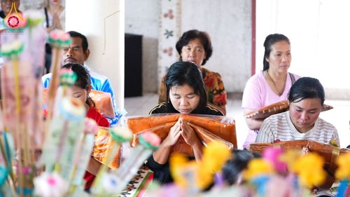 ภาพ No.183324:พิธีทอดกฐิน ณ วัดสำนักสงฆ์ห้วยเสือ จ.ราชบุรี ในโครงการทอดกฐินสามัคคีทั่วไทย 30,000 วัด บูชาธรรม 80 ปี หลวงพ่อธัมมชโย โดยคณะศิษยานุศิษย์วัดพระธรรมกาย วันที่ 20 ตุลาคม พ.ศ. 2567