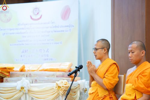 ภาพ No.145874:พิธีเจริญพระพุทธมนต์และมอบผ้าไตร โครงการปฐมอุปสมบทสมโภช วัดพระธรรมกายโทชิหงิ ประเทศญี่ปุ่น บูชาธรรมหลวงพ่อธัมมชโย เนื่องในโอกาสเจริญอายุวัฒนมงคล 80 ปี (22 เมษายน พ.ศ.2567) วันพฤหัสบดีที่ 25 กรกฎาคม พ.ศ. 2567 ณ อาศรมบัณฑิต วัดพระธรรมกาย จัดโดย คณะศิษยานุศ