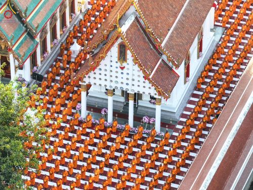 ภาพ No.194784:พิธีจุดประทีปถวายเป็นพุทธบูชา และบูชาธรรมมหาปูชนียาจารย์ ณ วัดสองพี่น้อง ต.ต้นตาล อ.สองพี่น้อง จ.สุพรรณบุรี ในโครงการธรรมยาตรา กตัญญูบูชา มหาปูชนียาจารย์ พระมงคลเทพมุนี(สด จนฺทสโร) พระผู้ปราบมาร อนุสรณ์สถาน 7 แห่ง ปีที่ 13 วันที่ 14 มกราคม พ.ศ. 2568