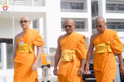 ภาพ No.233101:วันที่ 11 กรกฏาคม พ.ศ. 2568 พิธีอธิษฐานพรรษา ของคณะสงฆ์ ณ โบสถ์พระไตรปิฎก วัดพระธรรมกาย ต.คลองสาม อ.คลองหลวง จ.ปทุมธานี