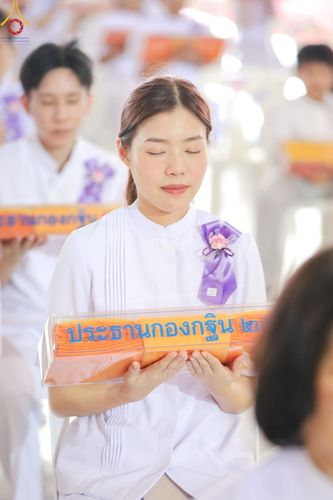 ภาพ No.167659:พิธีทอดกฐิน และ พิธีกรานกฐิน ในวันอาทิตย์ที่ 3 พฤศจิกายน พ.ศ. 2567 ณ วัดพระธรรมกาย จ.ปทุมธานี