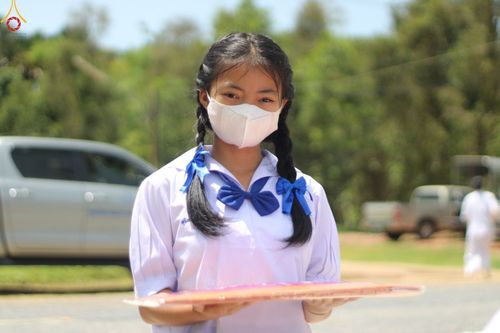 ภาพ No.83108:พิธีทอดผ้าป่ากำเเพงเเก้วเฟส 2 เฟสสำเร็จ  แผ่นดินอันศักดิ์สิทธิ์ สถานที่สถาปนา ปทุมเจดีย์ พระพุทธเจ้าห้าพระองค์  ณ ศูนย์อบรมเยาวชนปัตตานี อ.หนองจิก จ.ปัตตานี ในวันอาทิตย์ ที่ 25 มิถุนายน พ.ศ. 2566