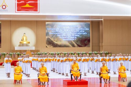 ภาพ No.217148:วันเสาร์ที่ 12 เมษายน พ.ศ. 2568 พิธีบรรพชา พิธีขอศีลและขอนิสสัย พิธีมอบบาตร ในโครงการอุปสมบทหมู่ บูชาธรรมหลวงพ่อธัมมชโย, โครงการธรรมทายาท ระดับอุดมศึกษา รุ่นที่ 52 ,  โครงการบวชพระนานาชาติ AEC & WAB CEO รุ่นที่ 4 ณ วัดพระธรรมกาย