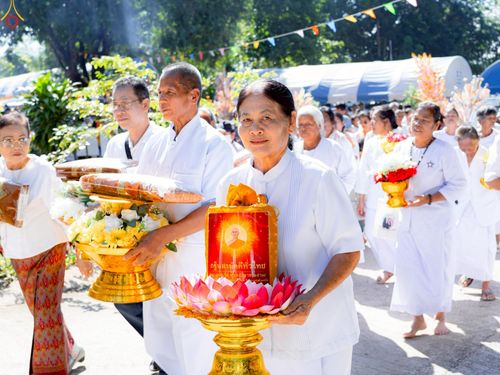 ภาพ No.270958:วันที่ 29 ตุลาคม พ.ศ. 2568 พิธีทอดกฐินสามัคคีทั่วไทย ณ วัดศรีสุวรรณวนาราม อ.เมือง จ.ชัยภูมิ โดยคณะศิษยานุศิษย์ บูชาธรรม 81 ปี หลวงพ่อธัมมชโย