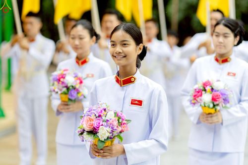 ภาพ No.228815:วันเสาร์ที่ 14 มิถุนายน พ.ศ. 2568 พิธีเวียนประทักษิณ , พิธีขอขมารับผ้าไตร ในโครงการบรรพชาอุปสมบทหมู่ ผู้บริหารรุ่นที่ 15 และ อุดมศึกษา รุ่นที่ 52 ณ โบสถ์พระไตรปิฎก วัดพระธรรมกาย