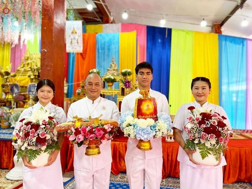 ภาพ No.264028:วันที่ 19 ตุลาคม พ.ศ. 2568 พิธีทอดกฐินสามัคคีทั่วไทย 30,000 วัด โดยคณะศิษยานุศิษย์ บูชาธรรม 81 ปี หลวงพ่อธัมมชโย ณ วัดน้อยนางหงษ์ ต.ท่าจีน  อ.เมืองสมุทรสาคร จ.สมุทรสาคร