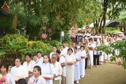ภาพ No.166292:พิธีทอดกฐิน ณ ศูนย์ปฏิบัติธรรมบุญประสาน ในโครงการกฐินสามัคคีทั่วไทย 30,000 วัด บูชาธรรม 80 ปี หลวงพ่อธัมมชโย โดยคณะศิษยานุศิษย์วัดพระธรรมกาย วันที่ 19 ตุลาคม พ.ศ. 2567