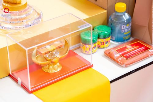 ภาพ No.272829:วันอาทิตย์ที่ 23 พฤศจิกายน พ.ศ.2568 พิธีมุทิตาสักการะ พระมหาเถระและพระเถระ ประจำปีพุทธศักราช 2568 ณ ห้องแก้วสารพัดนึก 2 สภาธรรมกายสากล  วัดพระธรรมกาย