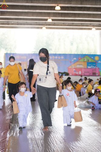 ภาพ No.84551:โครงการส่งเสริมและพัฒนาผู้เรียนมีคุณธรรม  จริยธรรม ประจำปีงบประมาณ 2566 ศูนย์พัฒนาเด็กเล็กและโรงเรียนอนุบาล องค์การบริหารส่วนตำบลคลองสาม ณ ศูนย์การเรียนรู้ UG5 Power พลังความดีสากล 5 ประการ มหารัตนวิหารคต วัดพระธรรมกาย วันอังคารที่ 25 กรกฎาคม พ.ศ. 2566