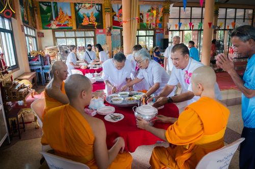 ภาพ No.162490:โครงการกฐินสามัคคีทั่วไทย 30,000 วัด บูชาธรรม 80 ปี หลวงพ่อธัมมชโย  โดย คณะศิษยานุศิษย์วัดพระธรรมกาย ณ วัดศิริธรรมวนาราม จ.ลพบุรี วันที่ 19 ตุลาคม พ.ศ. 2567